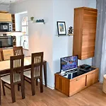 Am Rosenhain 14 Nr 01 شقة *